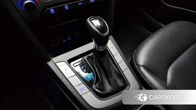 Hyundai Avante AD id 3602187 из Кореи 19