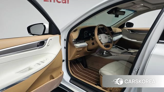 Hyundai The New Grandeur IG Hybrid id 4344954 из Кореи 38