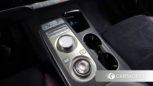 Genesis GV70 id 3621093 из Кореи 19