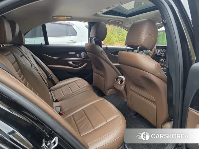 Mercedes-Benz E-Class W213 id 3515163 из Кореи 19