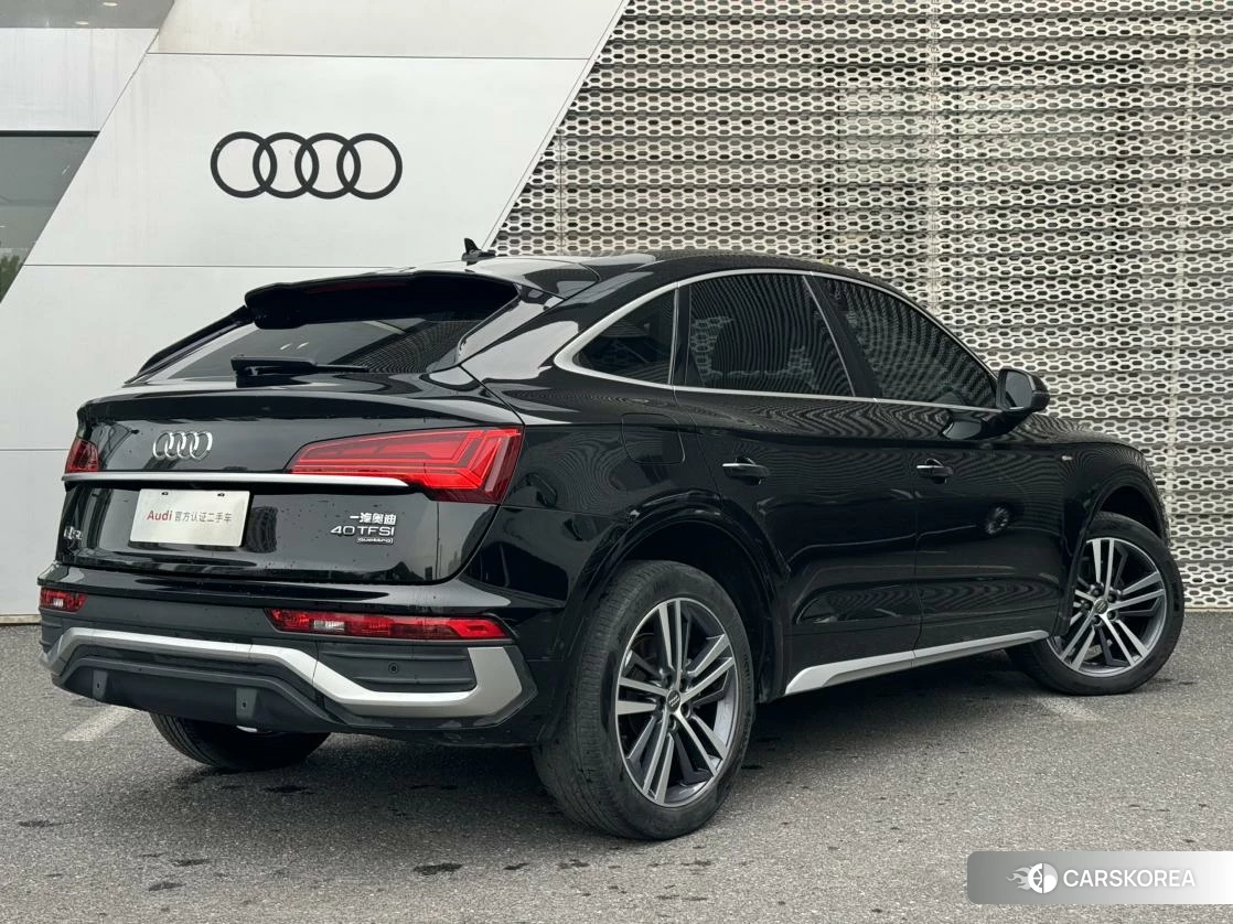 Audi Q5L Sportback id 4513721 из Китая 17