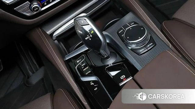 BMW 5 Series (G30) id 4337246 из Кореи 19