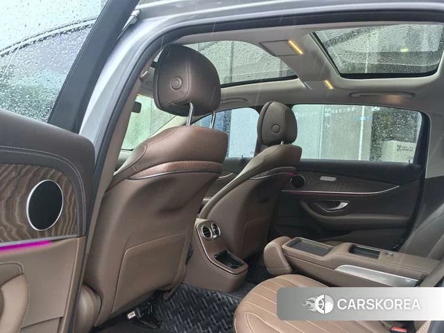 Mercedes-Benz E-class id 4253090 из Китая 17
