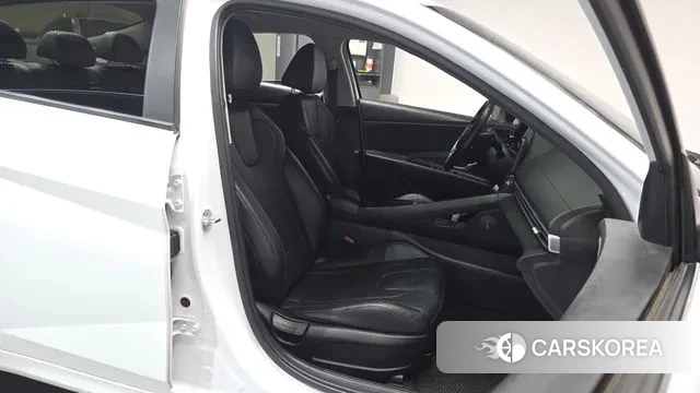 Hyundai Avante (CN7) id 3753796 из Кореи 19