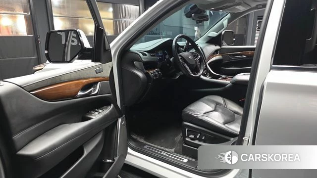 Cadillac Escalade id 4906941 из Кореи 31