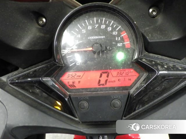 Проданный Honda CBR250R ABS id 3946908 из Японии, фото 31