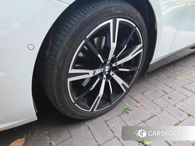 BMW 5 Series (G60) id 4934980 из Кореи 13