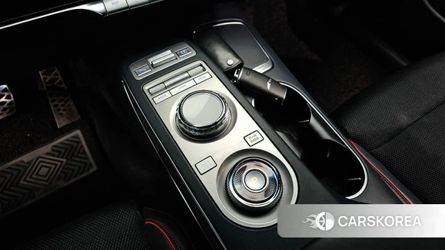 Genesis GV70 id 3965456 из Кореи 19