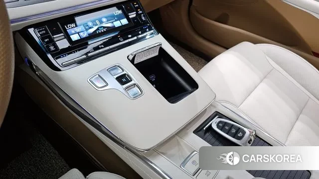 Hyundai The New Grandeur IG Hybrid id 3059915 из Кореи 19