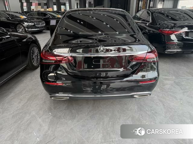 Mercedes-Benz E-class id 4216877 из Китая 9