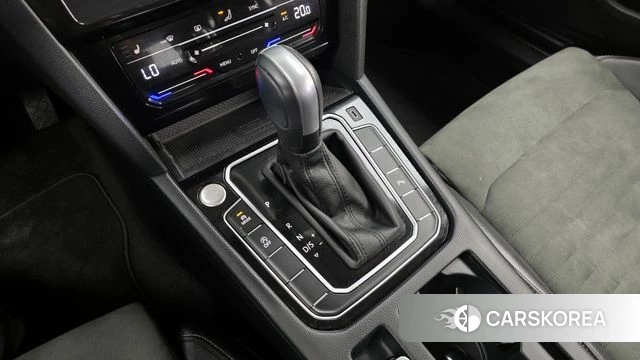 Volkswagen Passat GT (B8) id 4018511 из Кореи 19