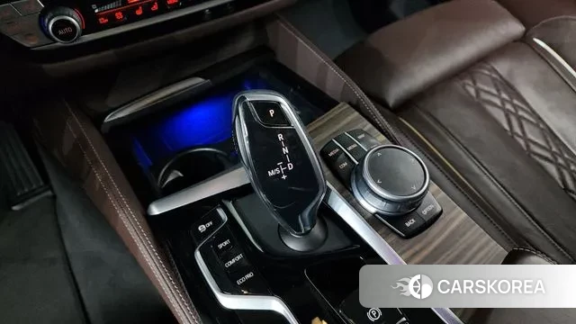 BMW 5 Series (G30) id 3407117 из Кореи 19