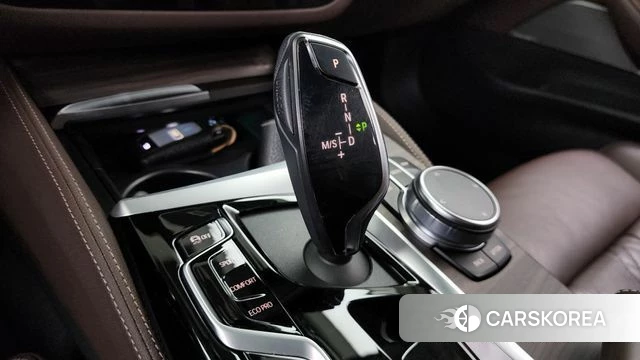 BMW 5 Series (G30) id 3843739 из Кореи 20