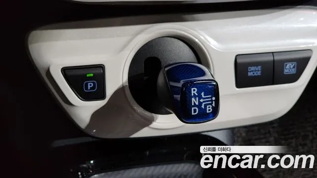 Toyota Prius 4th Generation id 2946389 из Кореи 19