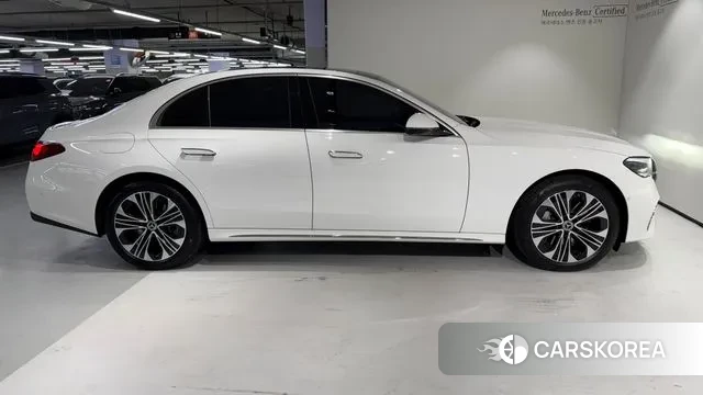 Mercedes-Benz E-Class W214 id 3734067 из Кореи 19