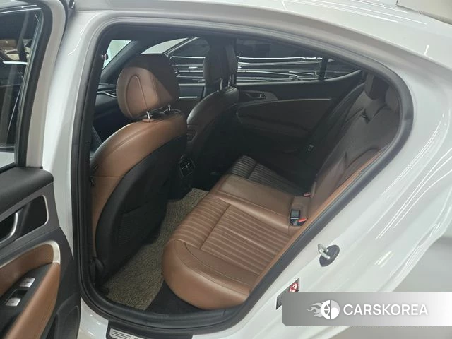 Genesis G70 id 3879863 из Кореи 18