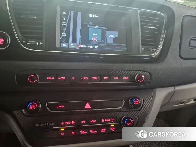 Kia The New Carnival id 2997441 из Кореи 16