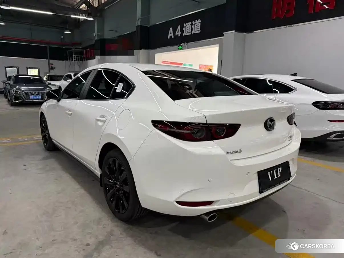 Mazda 3 id 4669384 из Китая 10