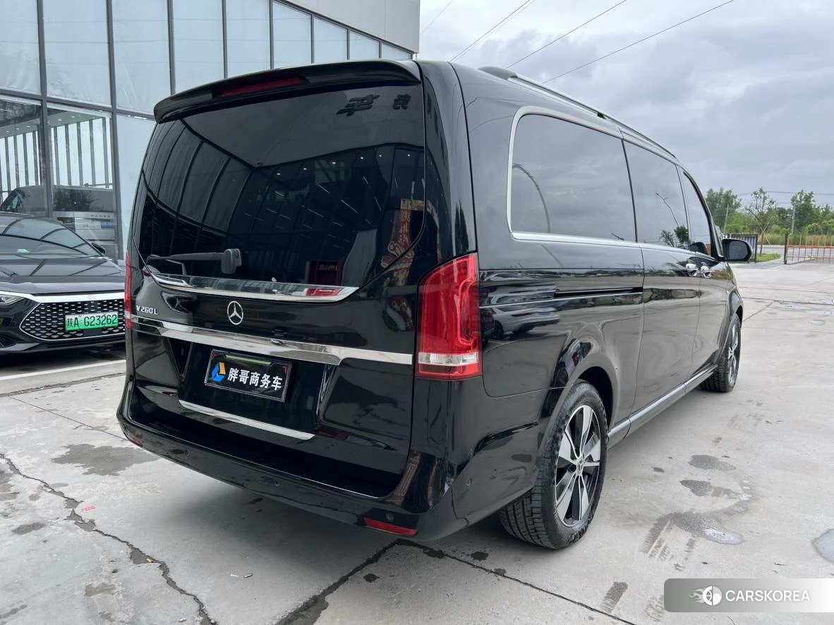 Mercedes-Benz V-class id 4499087 из Китая 14