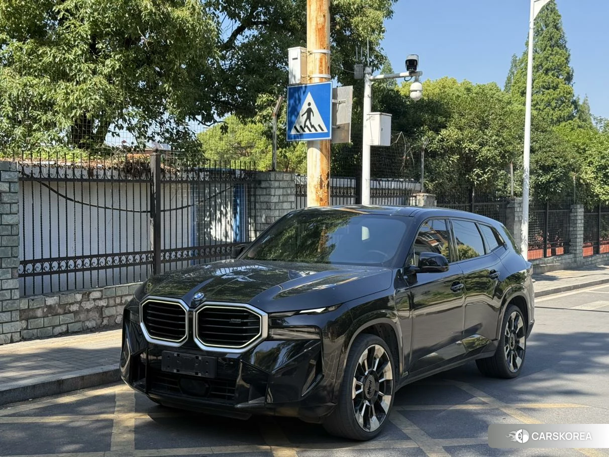 BMW XM id 4452480 из Китая 9