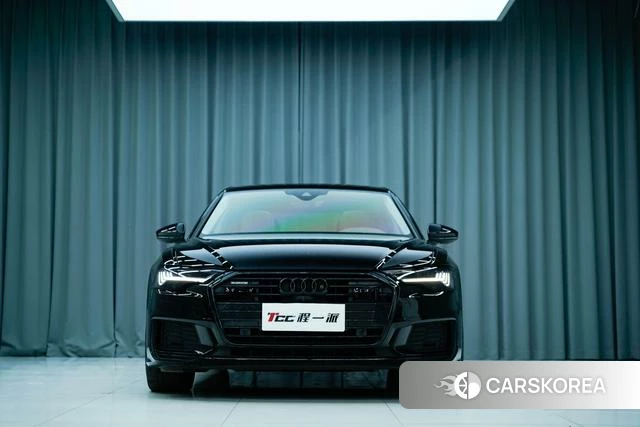 Audi A6L id 4242218 из Китая 10