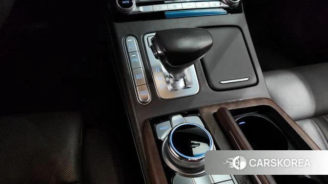 Genesis G90 id 3872584 из Кореи 19