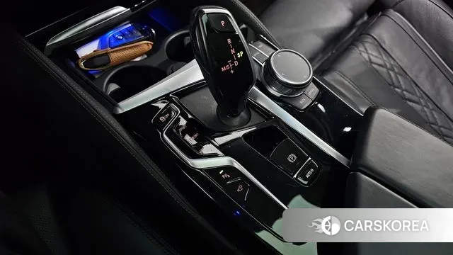 BMW 5 Series (G30) id 3717677 из Кореи 19