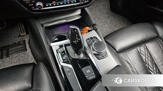 BMW 5 Series (G30) id 3464701 из Кореи 19