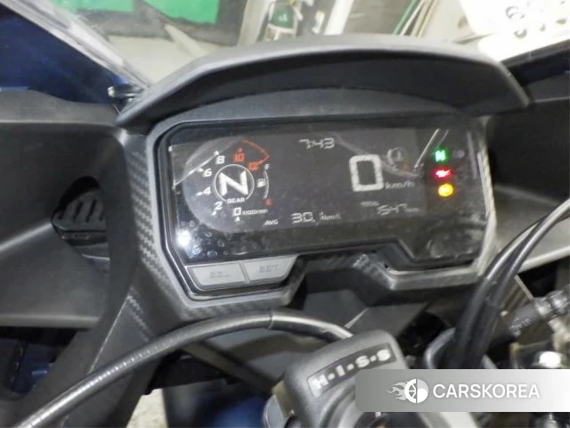 Honda CBR400R id 4184226 из Японии 33