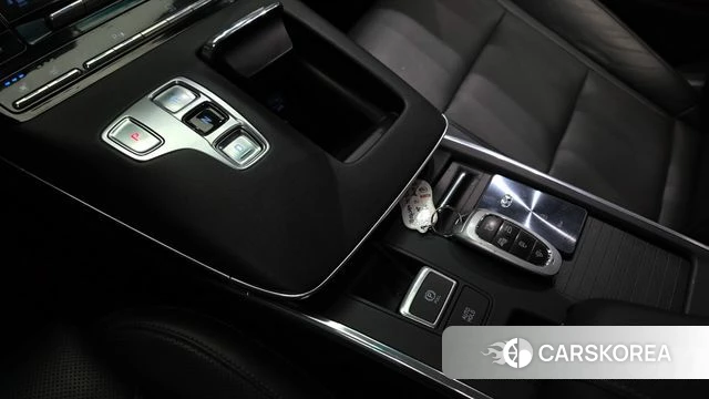 Hyundai The New Grandeur IG Hybrid id 4666196 из Кореи 34