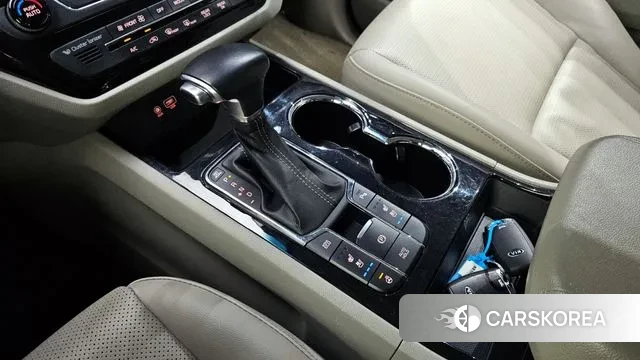 Kia The New Carnival id 3024686 из Кореи 19