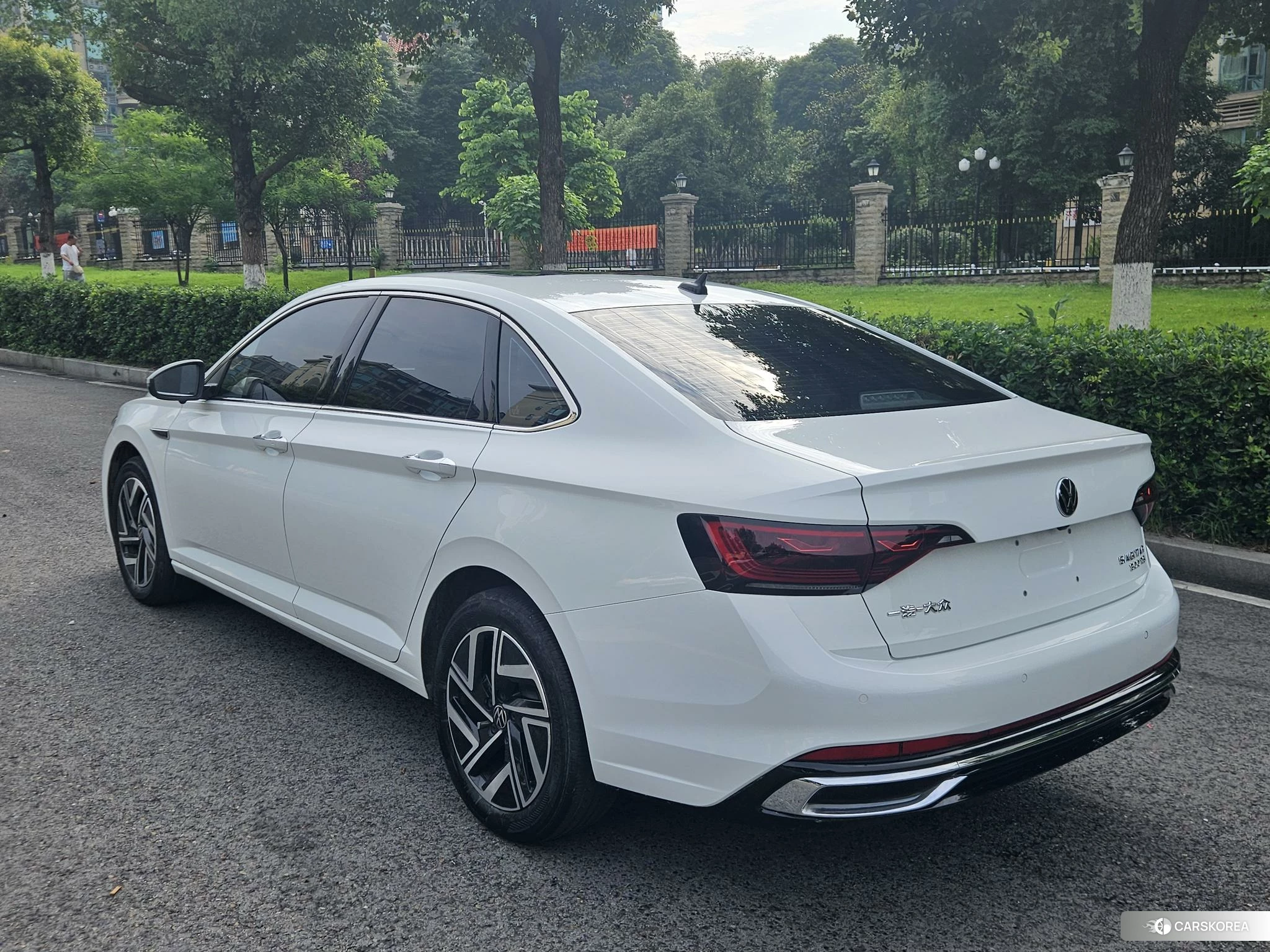 Volkswagen Sagitar id 4462015 из Китая 9