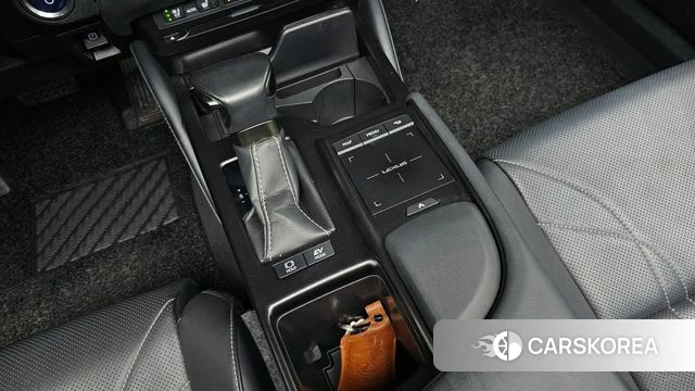 Lexus ES300h 7th generation id 3853030 из Кореи 19