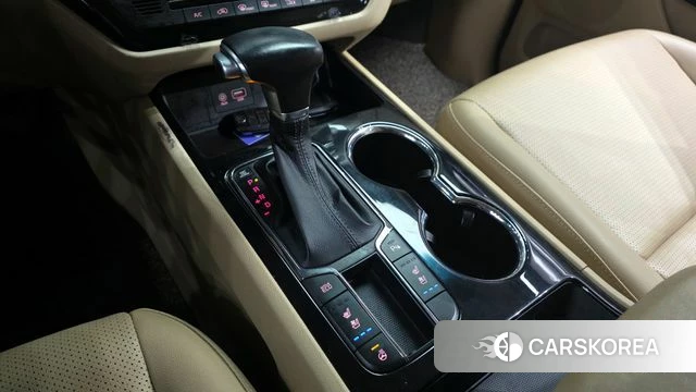 Kia The New Carnival id 3899802 из Кореи 19