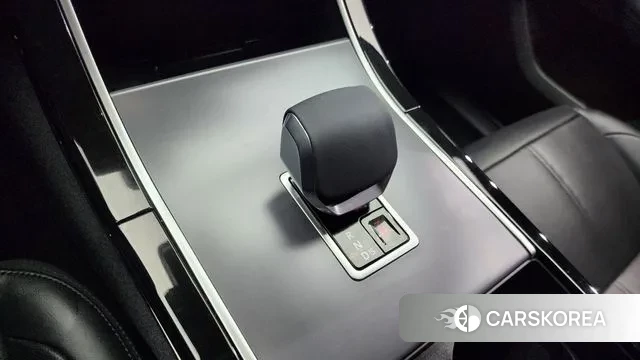 Land Rover Range Rover Velar id 3223048 из Кореи 19