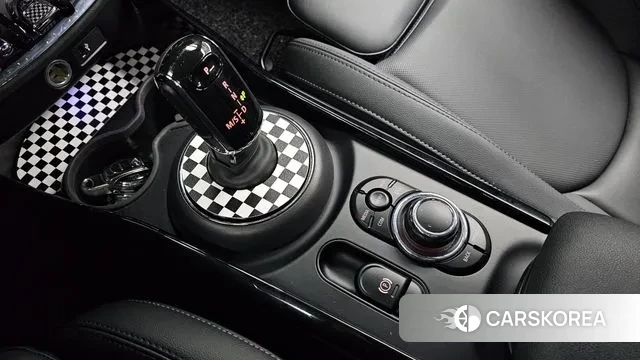 Mini Cooper Clubman id 3620674 из Кореи 19