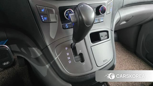 Hyundai The New Grand Starex id 4536496 из Кореи 27