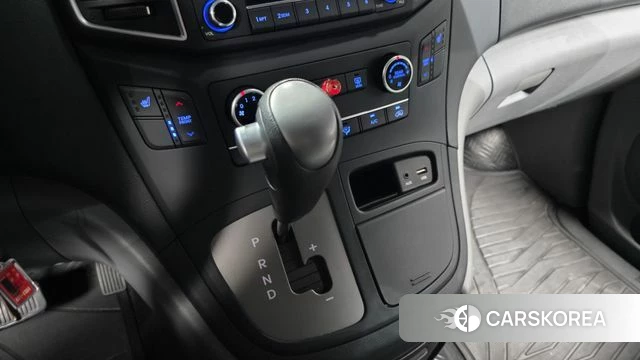 Hyundai The New Grand Starex id 4703437 из Кореи 30