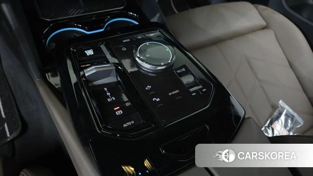 BMW 5 Series (G60) id 4222566 из Кореи 33