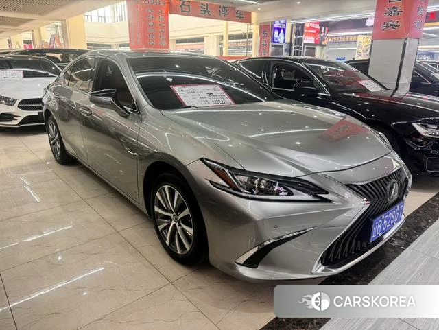Lexus ES id 4276299 из Китая 9