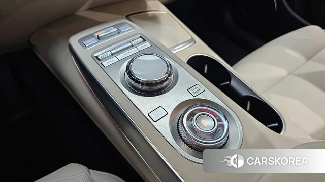 Genesis GV70 id 4500580 из Кореи 33