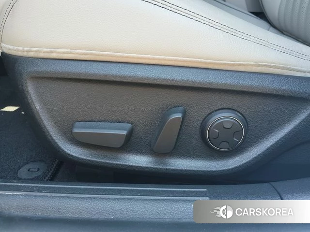Genesis The New G70 id 4402335 из Кореи 19
