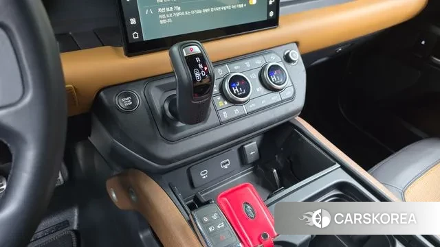 Land Rover Defender (L663) id 3426245 из Кореи 19