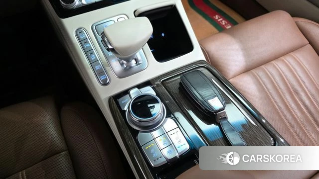 Genesis G90 id 3866793 из Кореи 19