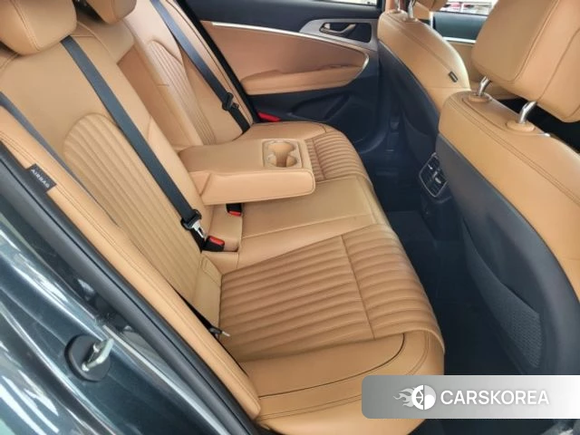 Genesis The New G70 id 4593758 из Кореи 17
