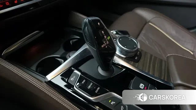 BMW 5 Series (G30) id 3429596 из Кореи 19