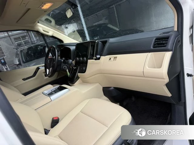 Toyota Hiace id 4358953 из Китая 22