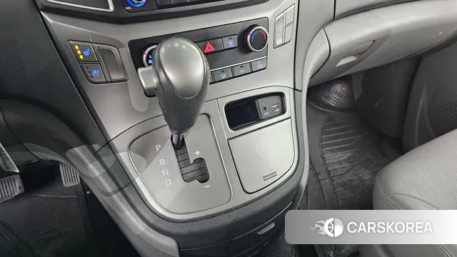 Hyundai The New Grand Starex id 3197572 из Кореи 19