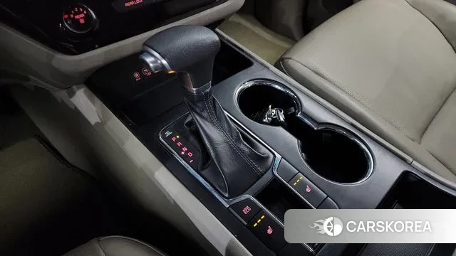 Kia The New Carnival id 3552898 из Кореи 19