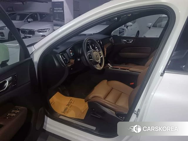 Volvo XC60 id 3908945 из Китая 9